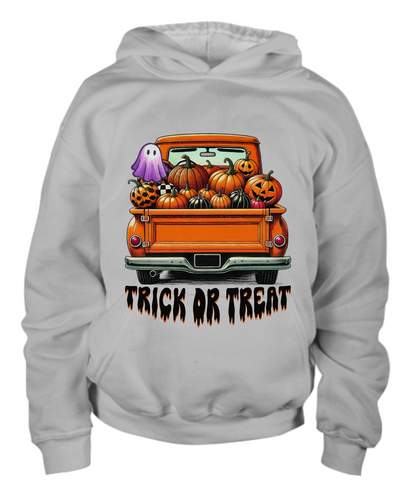 Halloween Trick or Treat Truck of Pumpkins  Youth Pullover Hoodie