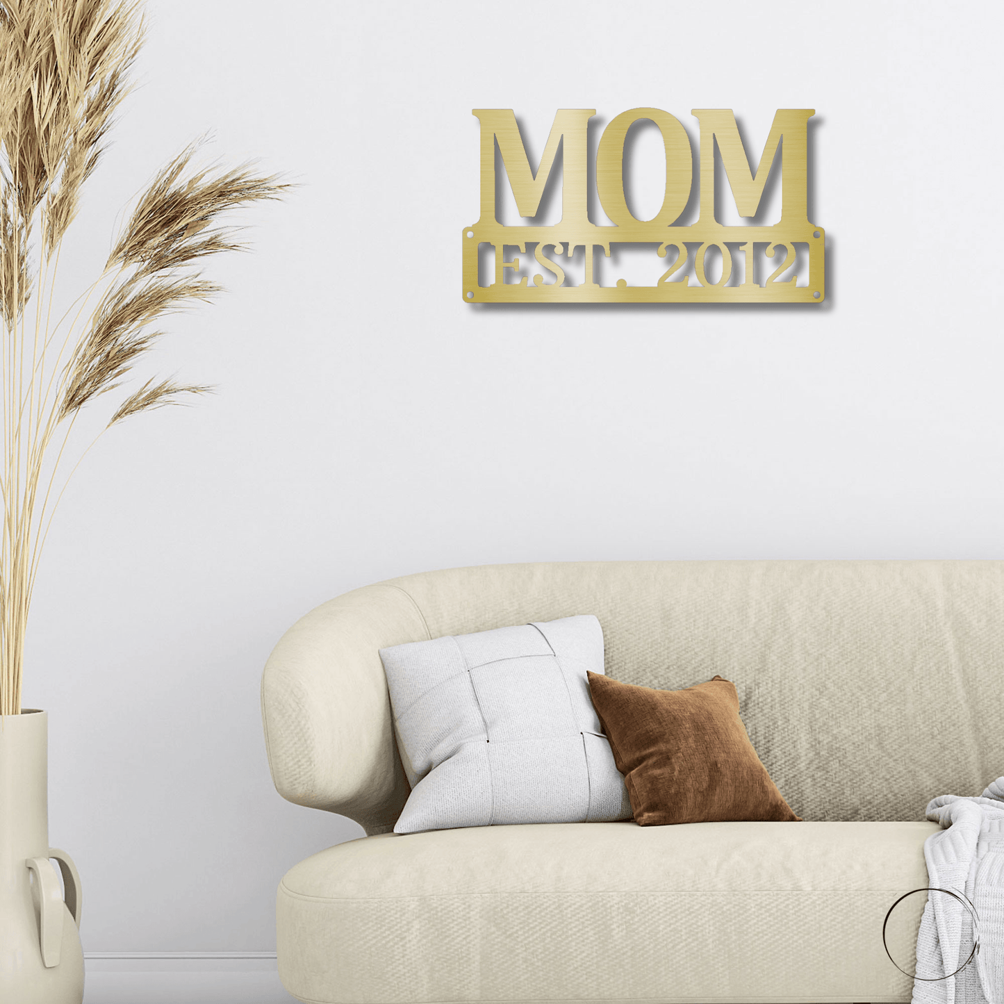 Tribute to Motherhood: Elegant 'MOM' Metal Wall Decor - Mallard Moon Gift Shop